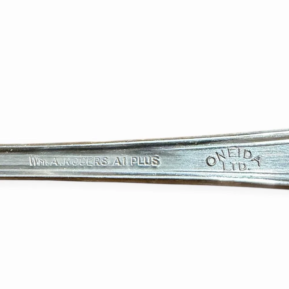 WM. A. Rogers A1 Plus Oneida Ltd Butter Knife Replacement‎